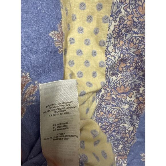 Aritzia Wilfred linen paisley button up shirt M - Picture 3 of 4